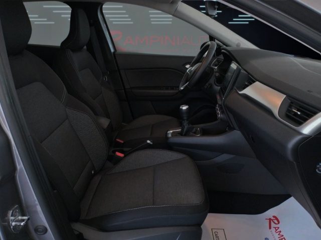 RENAULT Captur usata 18