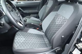 VOLKSWAGEN Taigo usata, con Autoradio