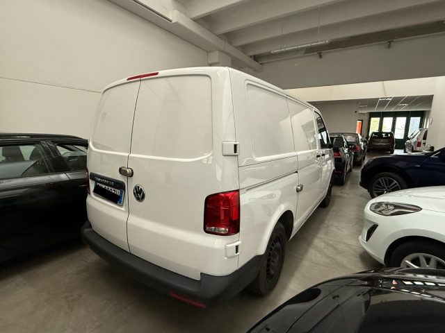VOLKSWAGEN Transporter usata, con Autoradio