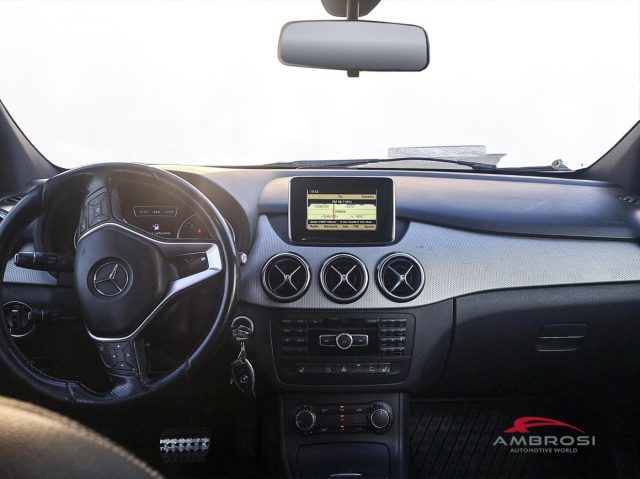 MERCEDES-BENZ B 180 usata 12