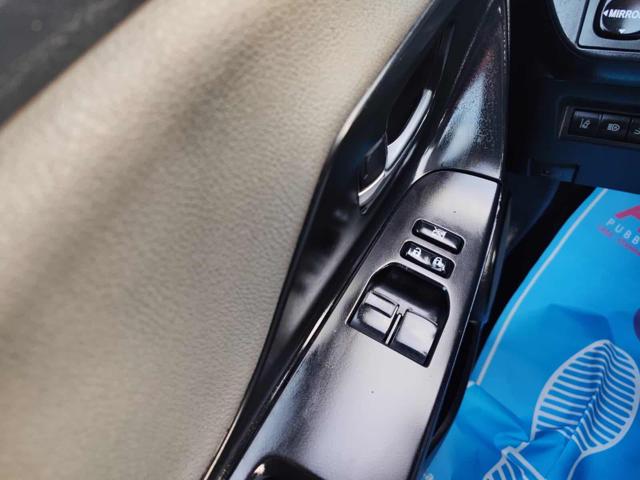 TOYOTA Yaris usata, con USB