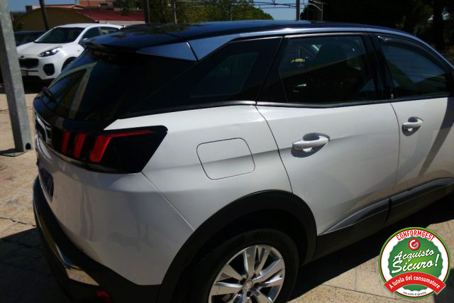 PEUGEOT 3008 usata, con Sensore di luce