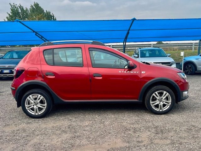 DACIA Sandero usata, con Alzacristalli elettrici