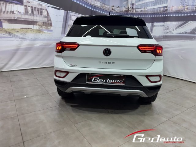 VOLKSWAGEN T-Roc usata, con Alzacristalli elettrici