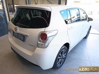 TOYOTA Verso usata, con Autoradio