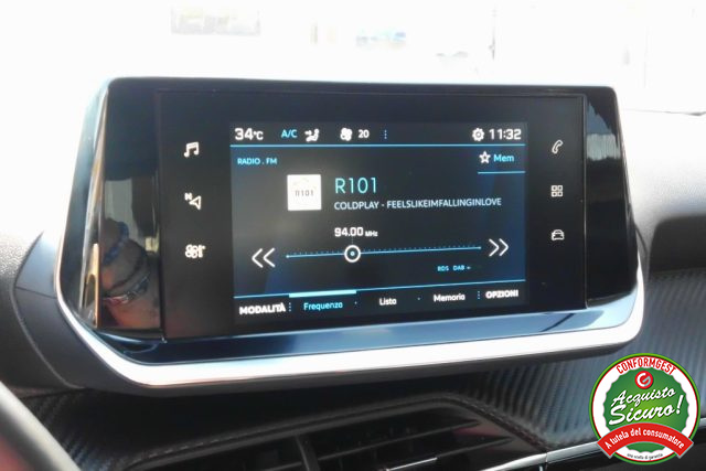 PEUGEOT 2008 usata, con Luci diurne LED