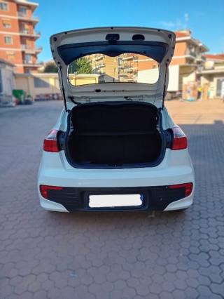 KIA Rio usata 6