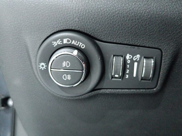 JEEP Compass usata, con Sensori di parcheggio posteriori