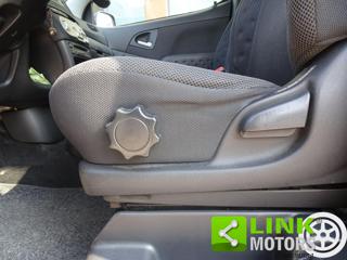 TOYOTA Yaris usata, con Airbag posteriore