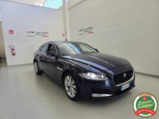 JAGUAR XF usata, con Airbag