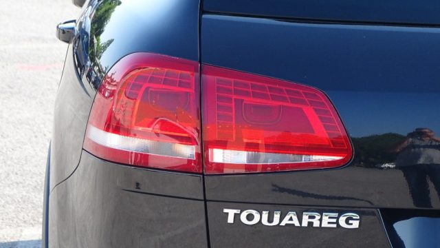 VOLKSWAGEN Touareg usata, con Portellone posteriore elettrico