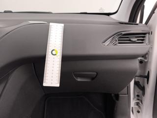 PEUGEOT 208 usata 37