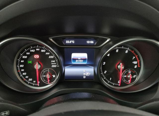 MERCEDES-BENZ GLA 180 usata, con Lettore CD