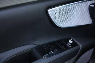 MASERATI Grecale usata, con Luci diurne LED