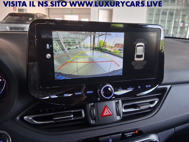 HYUNDAI i30 usata, con Bracciolo
