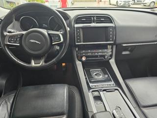 JAGUAR F-Pace usata, con Cruise Control