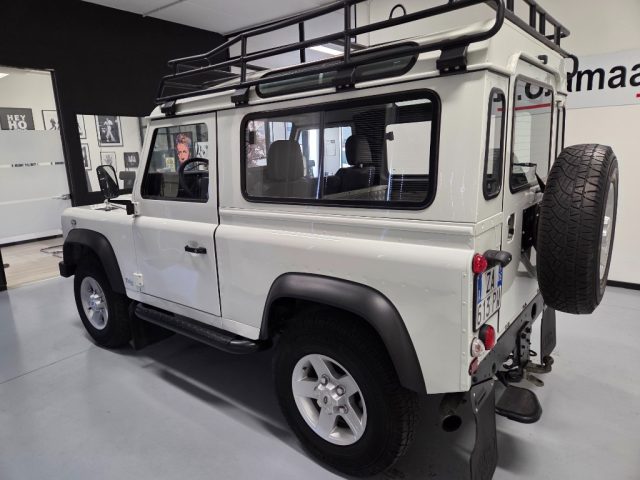 LAND ROVER Defender usata, con Interni in pelle