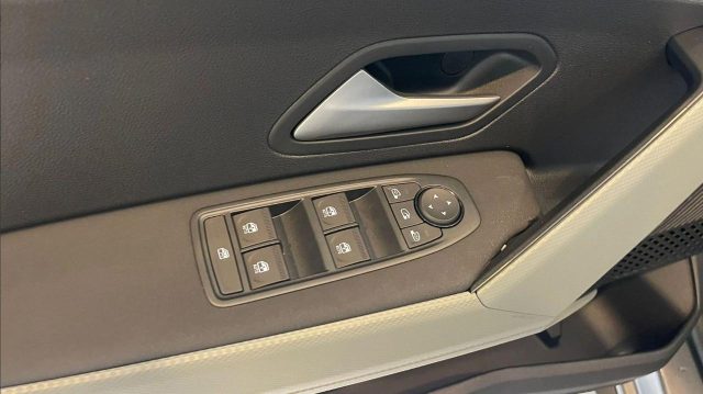 DACIA Duster usata, con Sensori di parcheggio posteriori