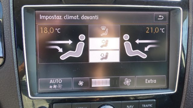 VOLKSWAGEN Touareg usata 107