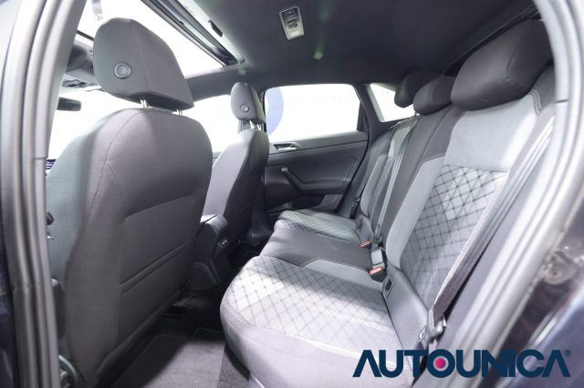 VOLKSWAGEN Taigo usata, con Isofix