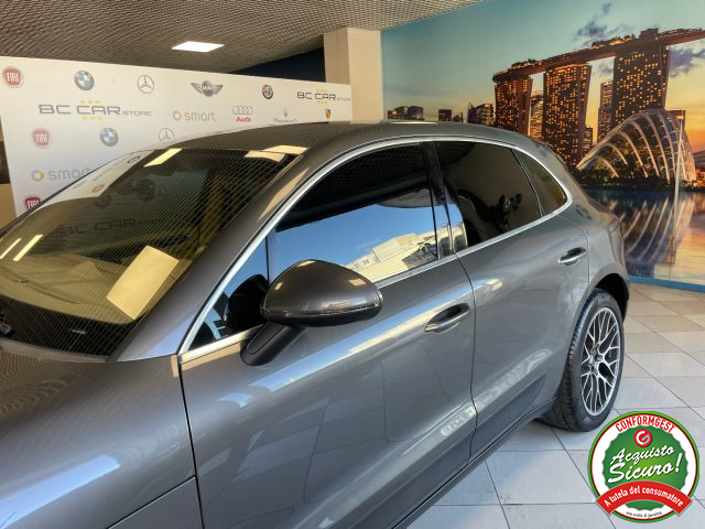 PORSCHE Macan usata, con Volante multifunzione