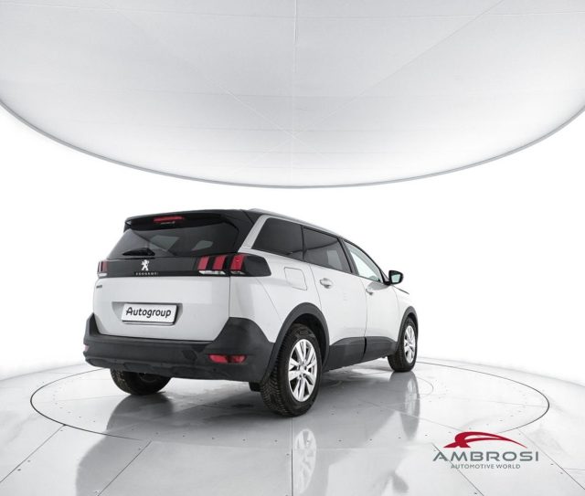 PEUGEOT 5008 usata 2