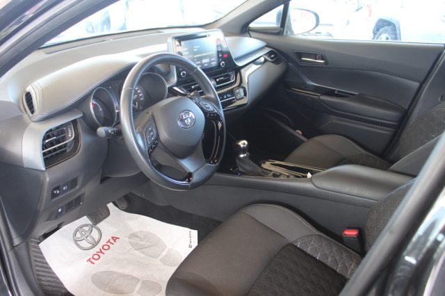 TOYOTA C-HR usata, con Regolazione elettrica sedili