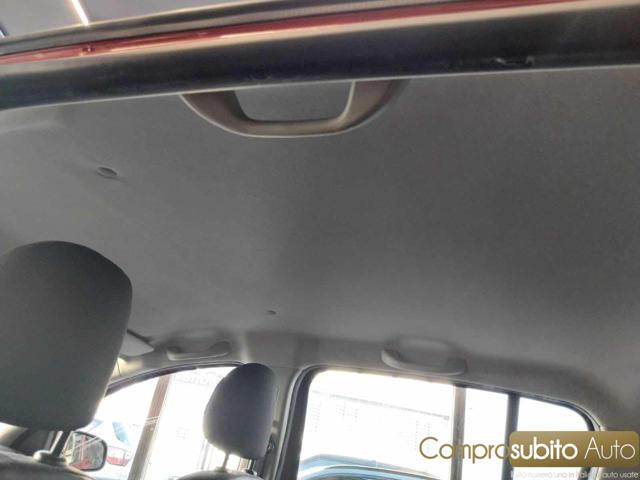 DACIA Sandero usata, con Sedile posteriore sdoppiato