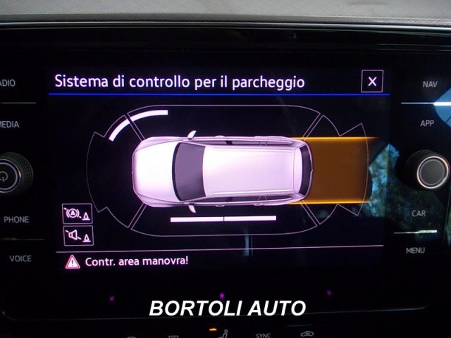 VOLKSWAGEN T-Roc usata, con ESP