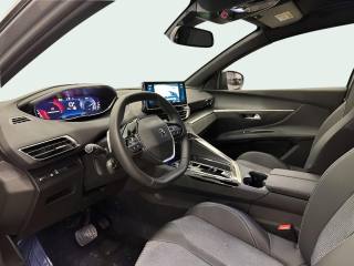 PEUGEOT 5008 usata, con Isofix