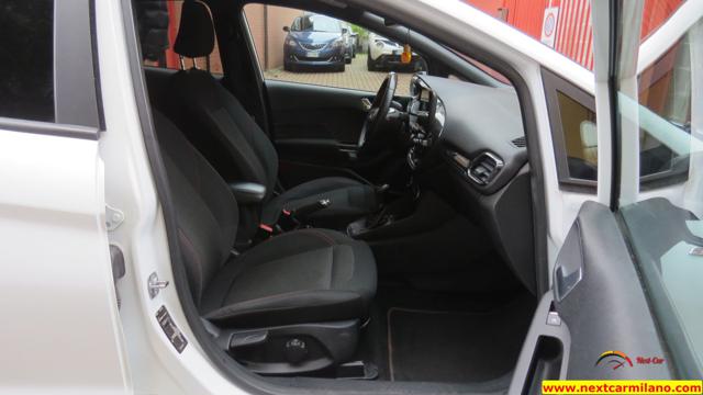 FORD Fiesta usata, con Specchietto retrovisore con funzione antiabbagliamento