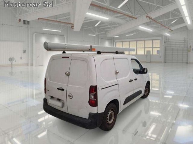 OPEL Combo usata, con Alzacristalli elettrici