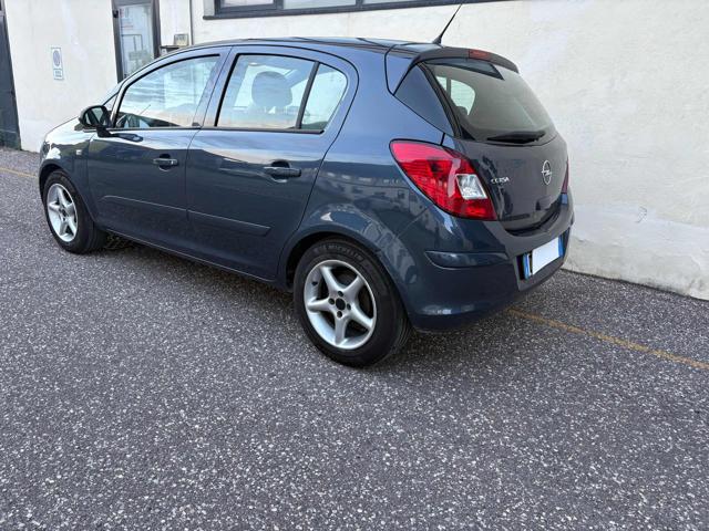OPEL Corsa usata, con Airbag laterali