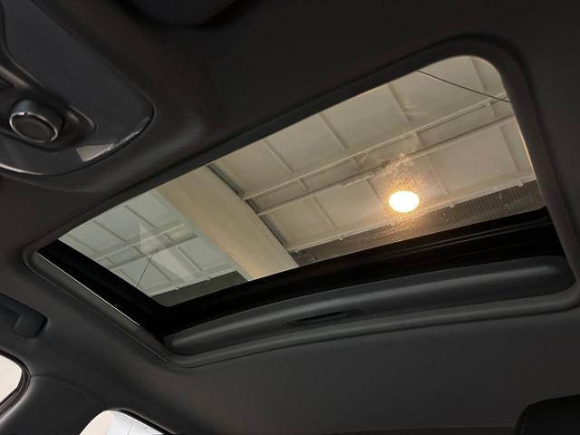 EMC Sei usata, con Fari LED