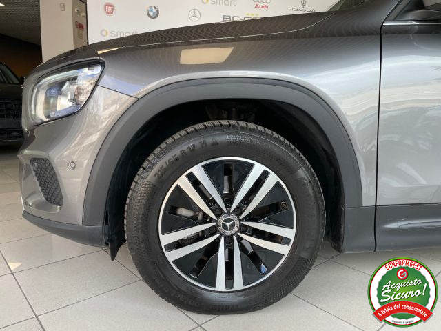 MERCEDES-BENZ GLB 180 usata, con Volante in pelle