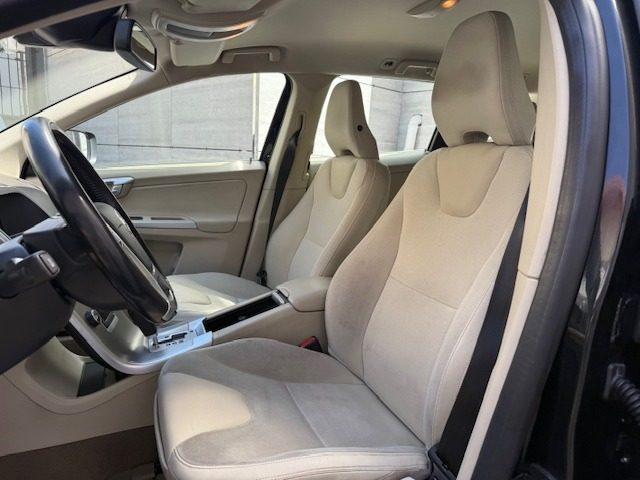 VOLVO XC60 usata, con Climatizzatore