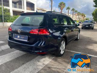VOLKSWAGEN Golf Variant usata, con Autoradio