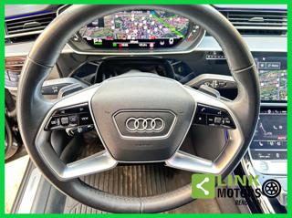AUDI A8 usata, con Park Distance Control