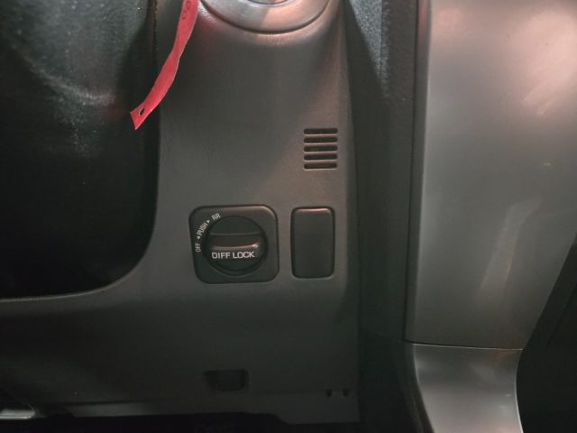 TOYOTA Land Cruiser usata, con Portapacchi