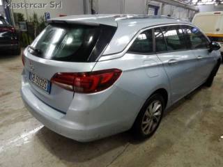 OPEL Astra usata, con Controllo trazione