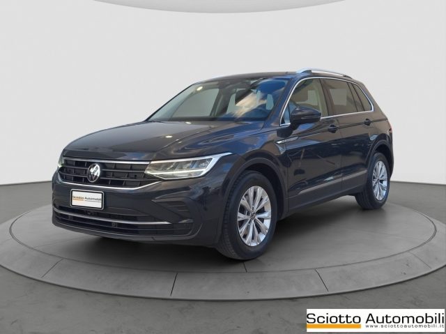 VOLKSWAGEN Tiguan usata, con Airbag
