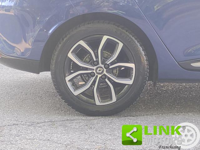 RENAULT Clio usata, con Alzacristalli elettrici
