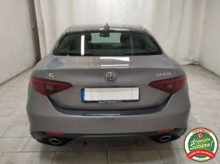 ALFA ROMEO Giulia usata, con Autoradio