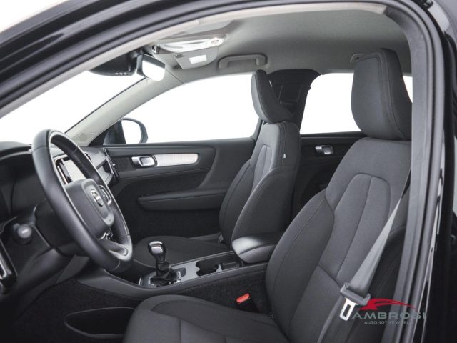 VOLVO XC40 usata 8