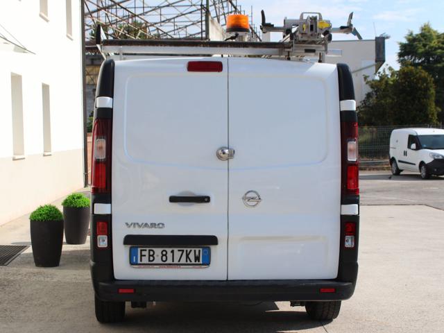 OPEL Vivaro usata, con Alzacristalli elettrici