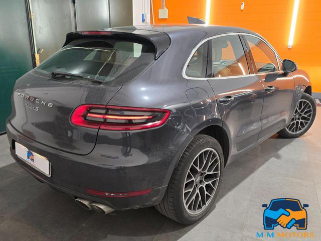 PORSCHE Macan usata, con Alzacristalli elettrici