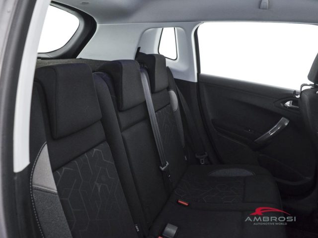 PEUGEOT 2008 usata 9