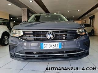 VOLKSWAGEN Tiguan usata, con Fari LED