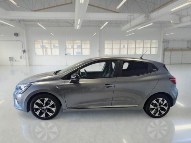 RENAULT Clio usata, con Climatizzatore