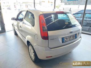 FORD Fiesta usata, con Chiusura centralizzata